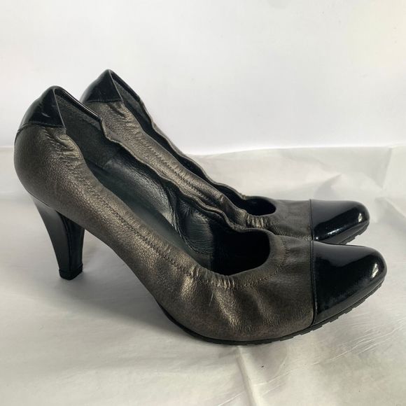 Stuart Weitzman Pewter Black Leather Spectator Pump Elasticized - Size 6.5 Cone - Picture 2 of 11